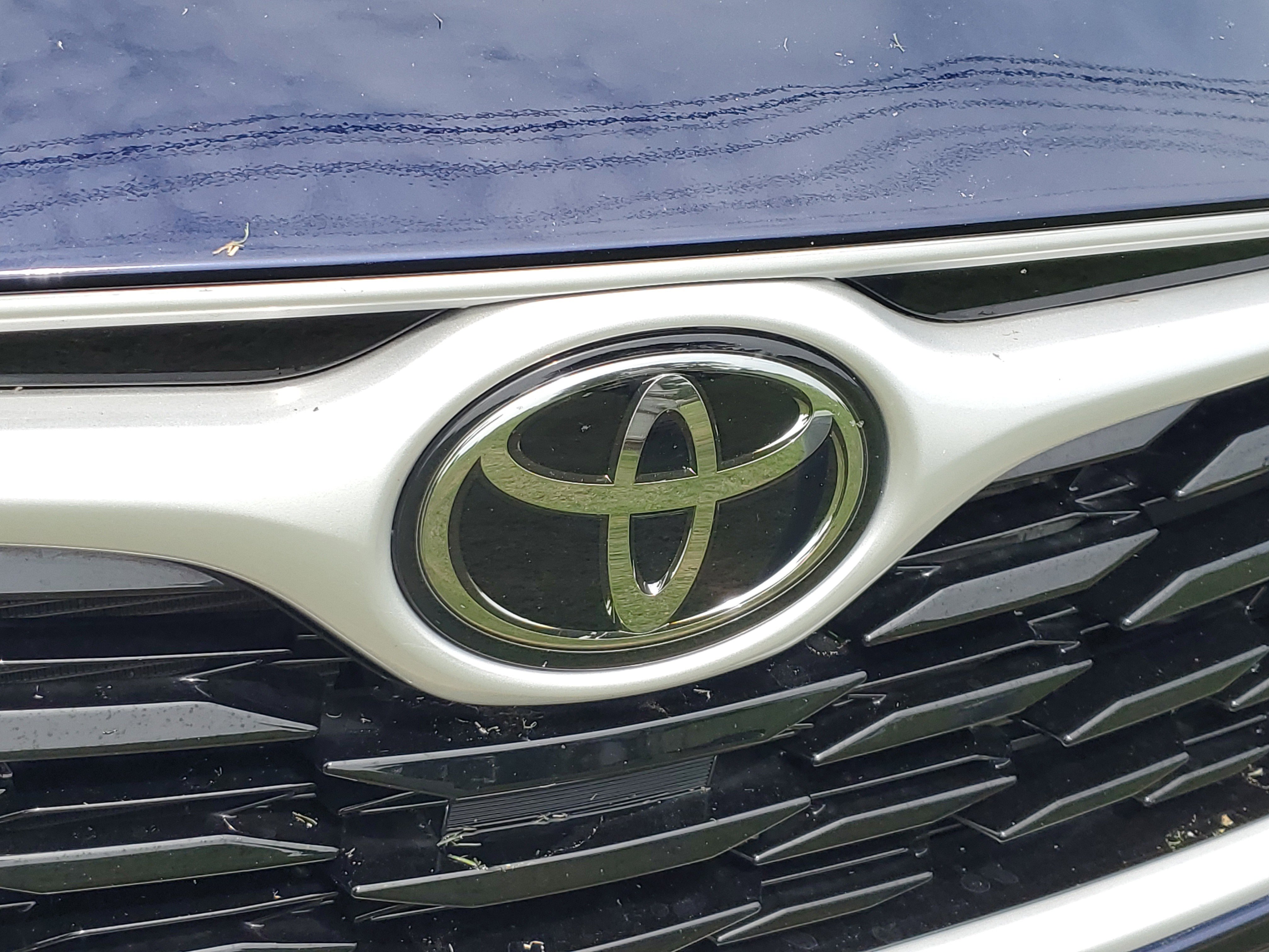 Used 2023 Toyota Highlander XLE FWD image 10