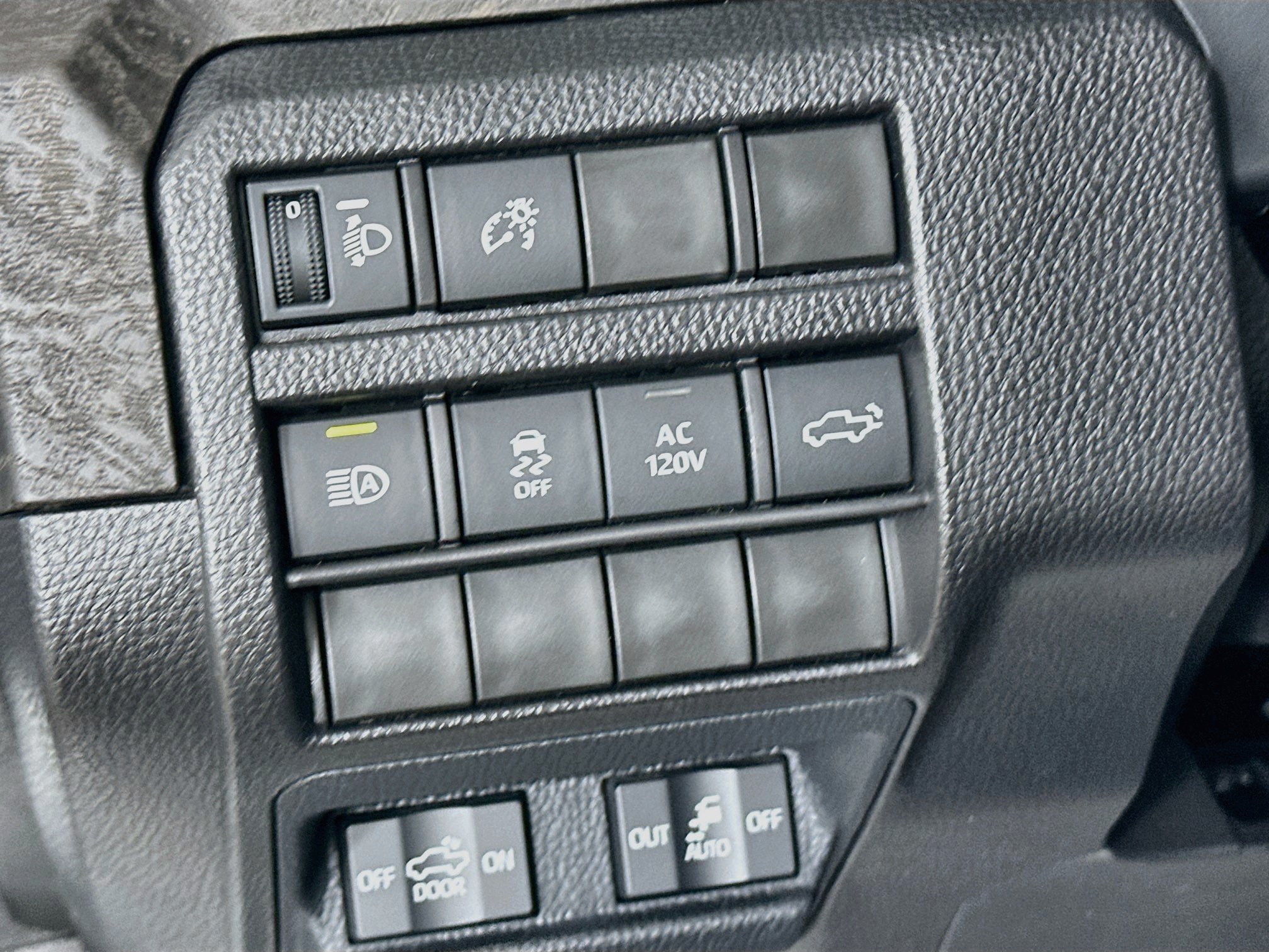 Used 2026 Toyota Tacoma Limited AWD/4WD image 10