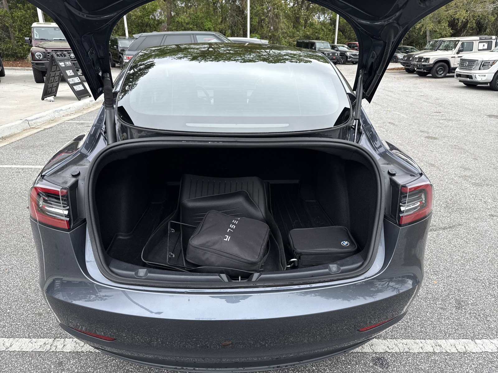 Used 2023 Tesla Model 3 Performance image 25