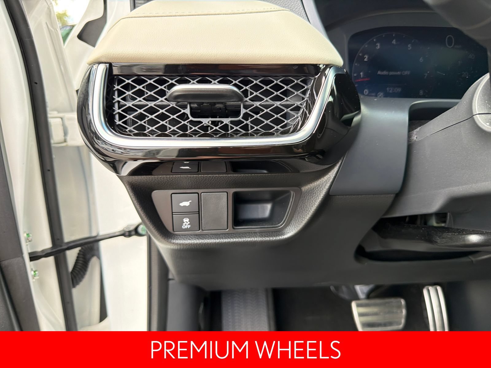 Used 2025 Acura ADX A-Spec AWD/4WD image 19