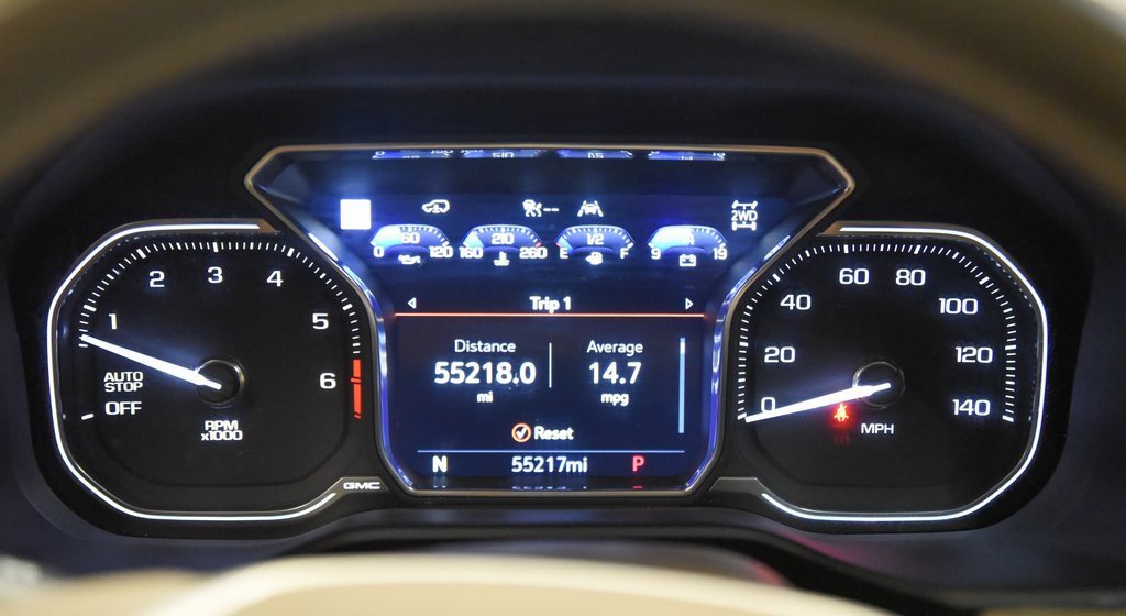 Used 2021 GMC Yukon Denali w/ Denali Ultimate Package image 32