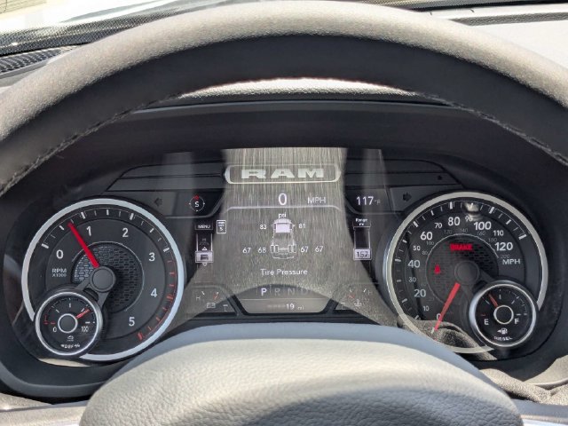 New 2026 RAM 3500 Big Horn AWD/4WD image 32