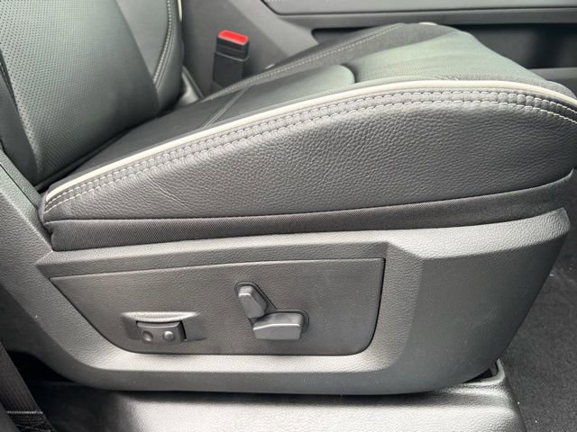 New 2026 RAM 3500 Limited image 31