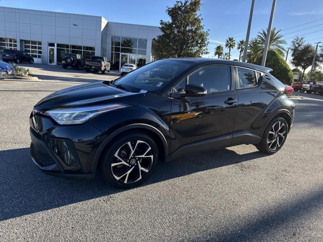 Certified 2022 Toyota C-HR XLE image 5