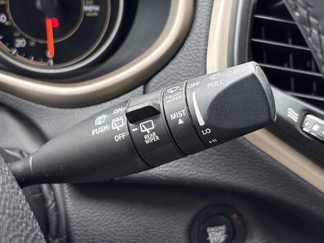 Used 2017 Jeep Cherokee Latitude w/ Comfort/Convenience Group image 29