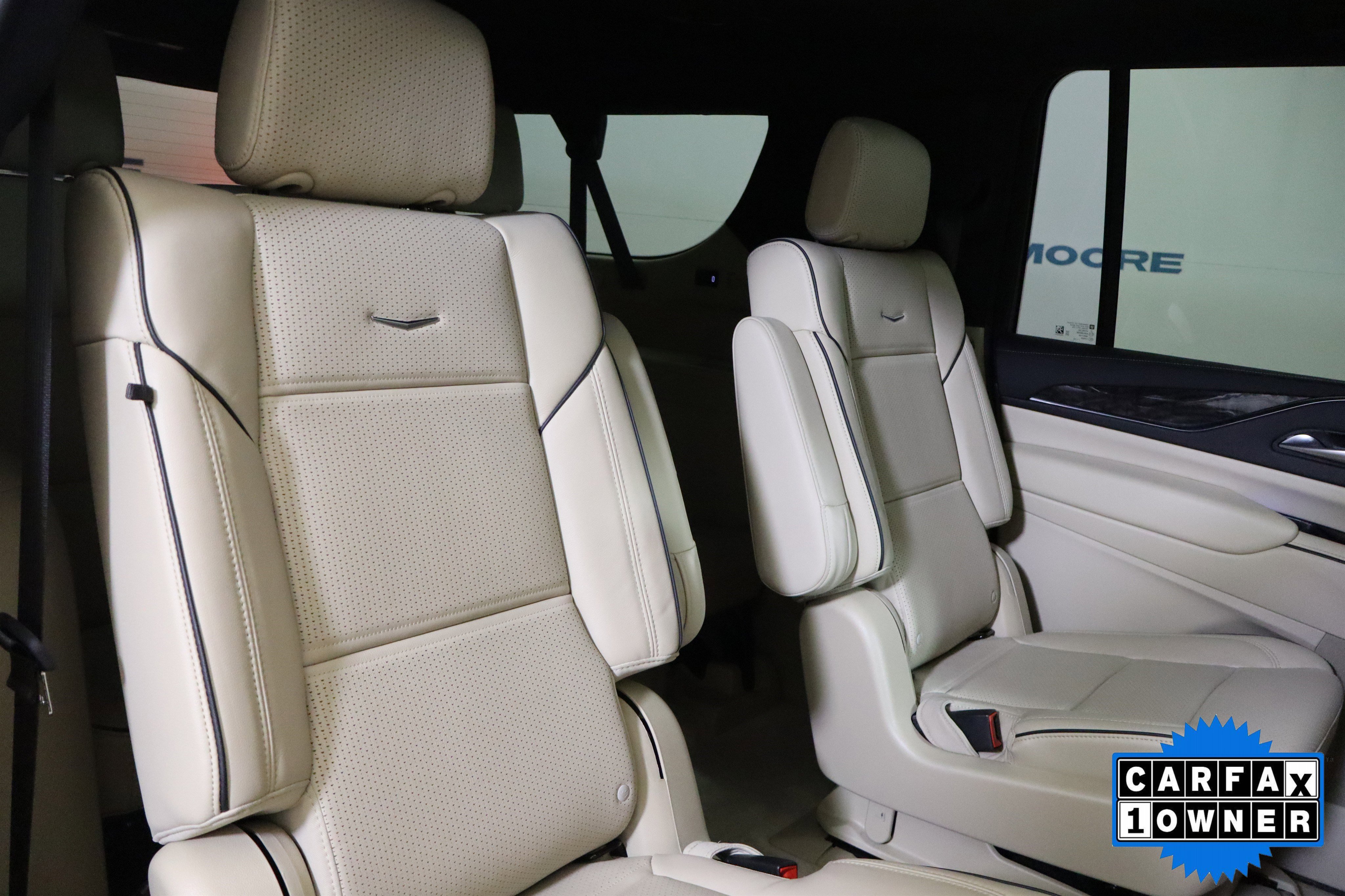 Used 2023 Cadillac Escalade ESV Premium Luxury w/ LPO, Radiant Package image 23