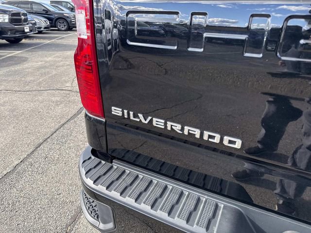 Used 2022 Chevrolet Silverado 1500 Custom image 5