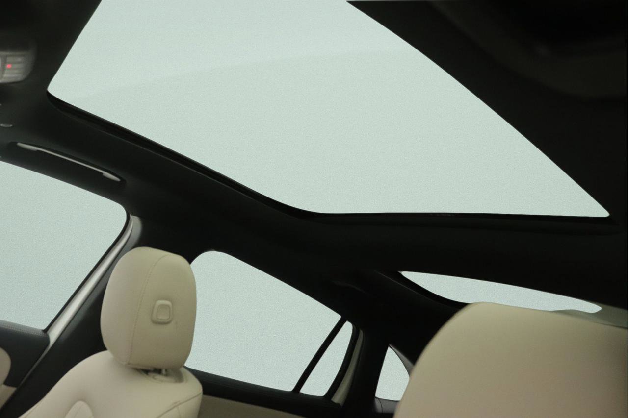 New 2026 Mercedes-Benz GLA 250 4MATIC image 11