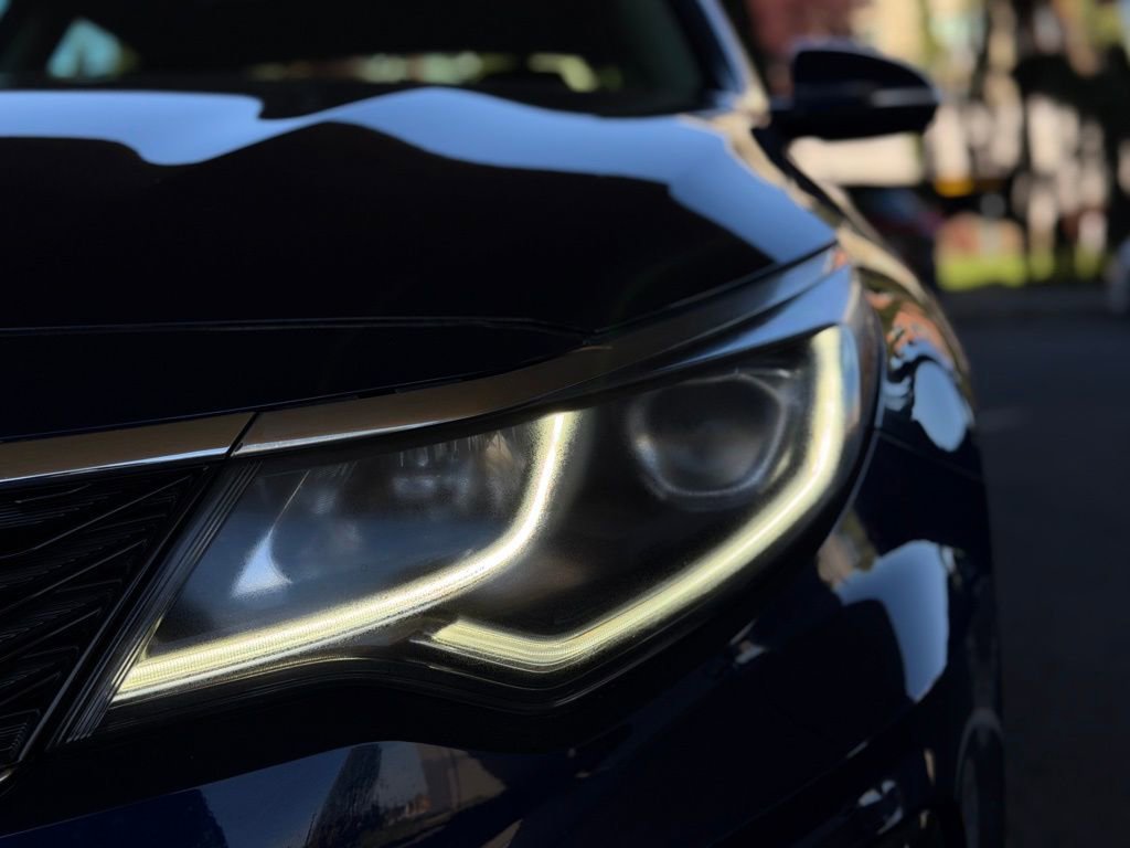 Used 2019 Kia Optima S image 12