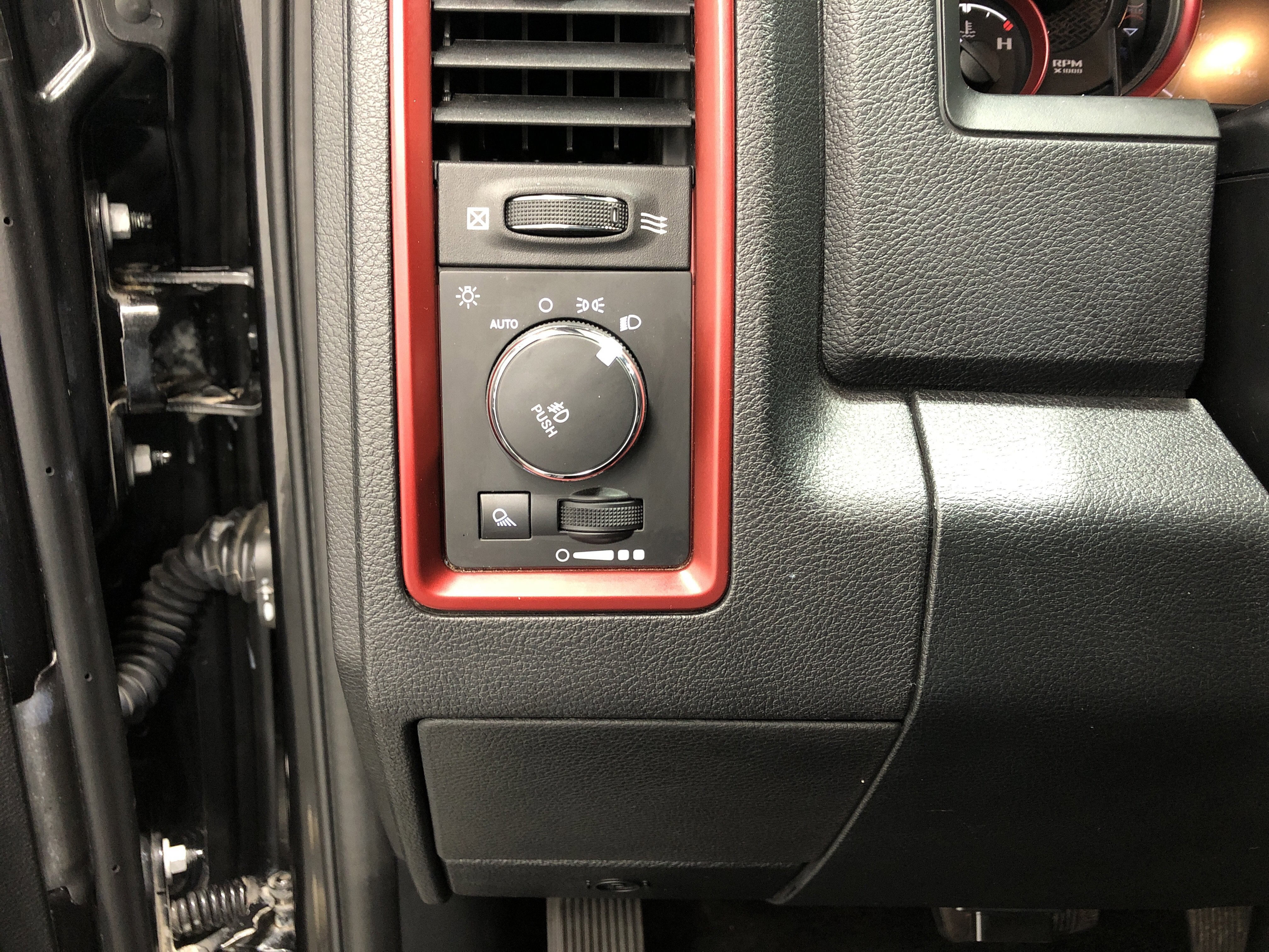 Used 2016 RAM 1500 Rebel w/ Luxury Group image 15