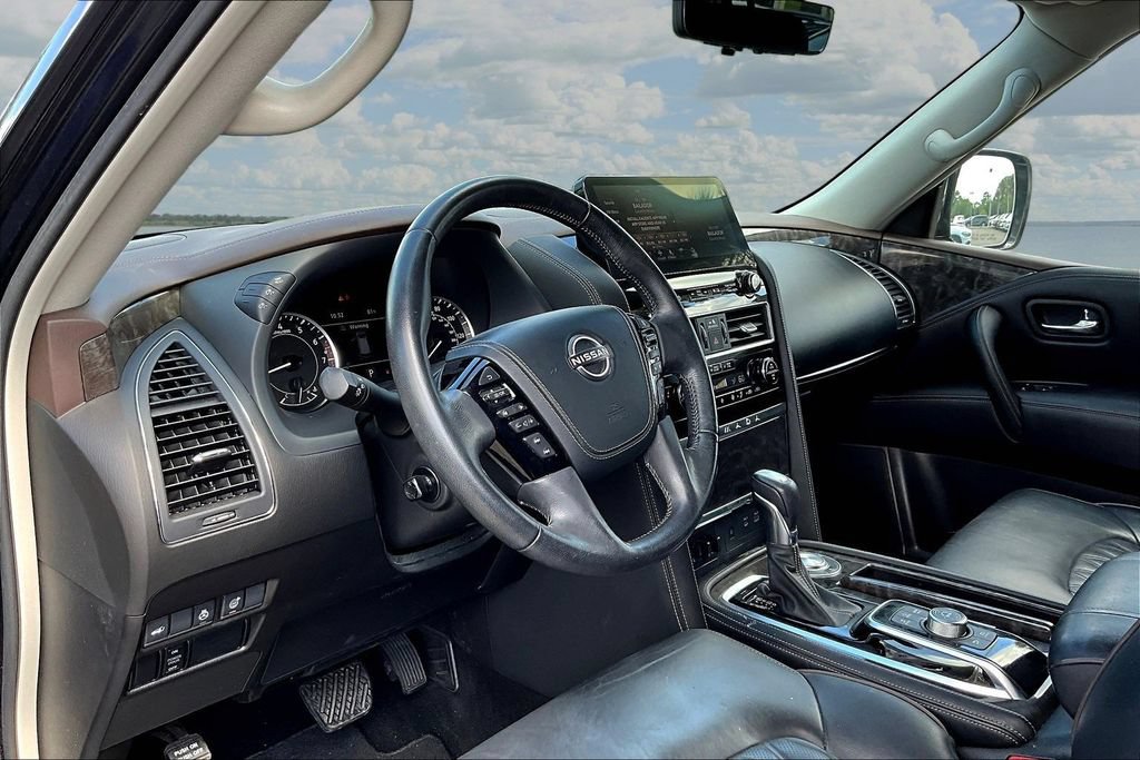 Used 2022 Nissan Armada Platinum w/ Captain's Chairs Package RWD image 16