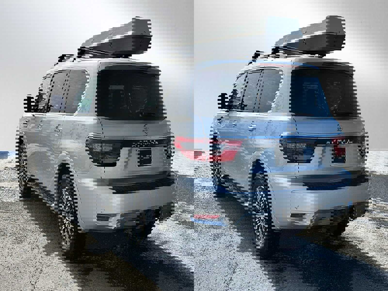 Used 2021 Nissan Armada SL w/ Captain's Chairs Package image 5