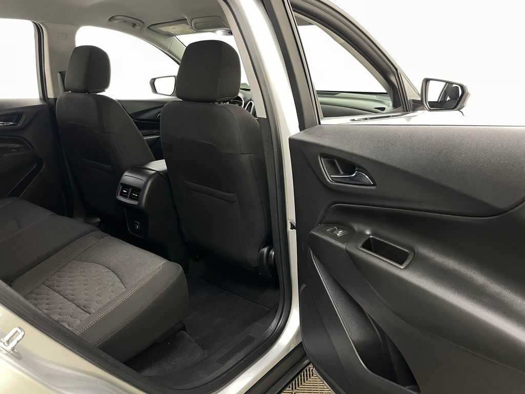 Used 2020 Chevrolet Equinox LT FWD image 37