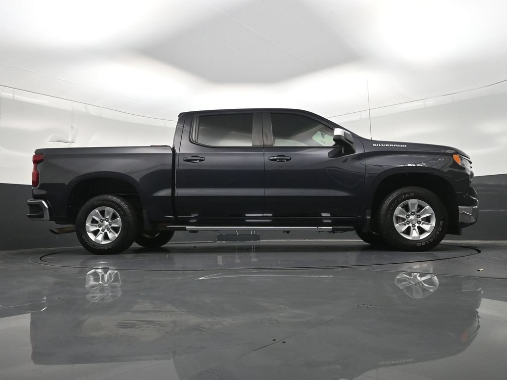 Used 2023 Chevrolet Silverado 1500 LT RWD image 32