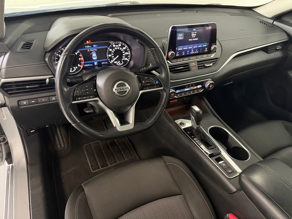 Used 2019 Nissan Altima 2.5 SV AWD/4WD image 9