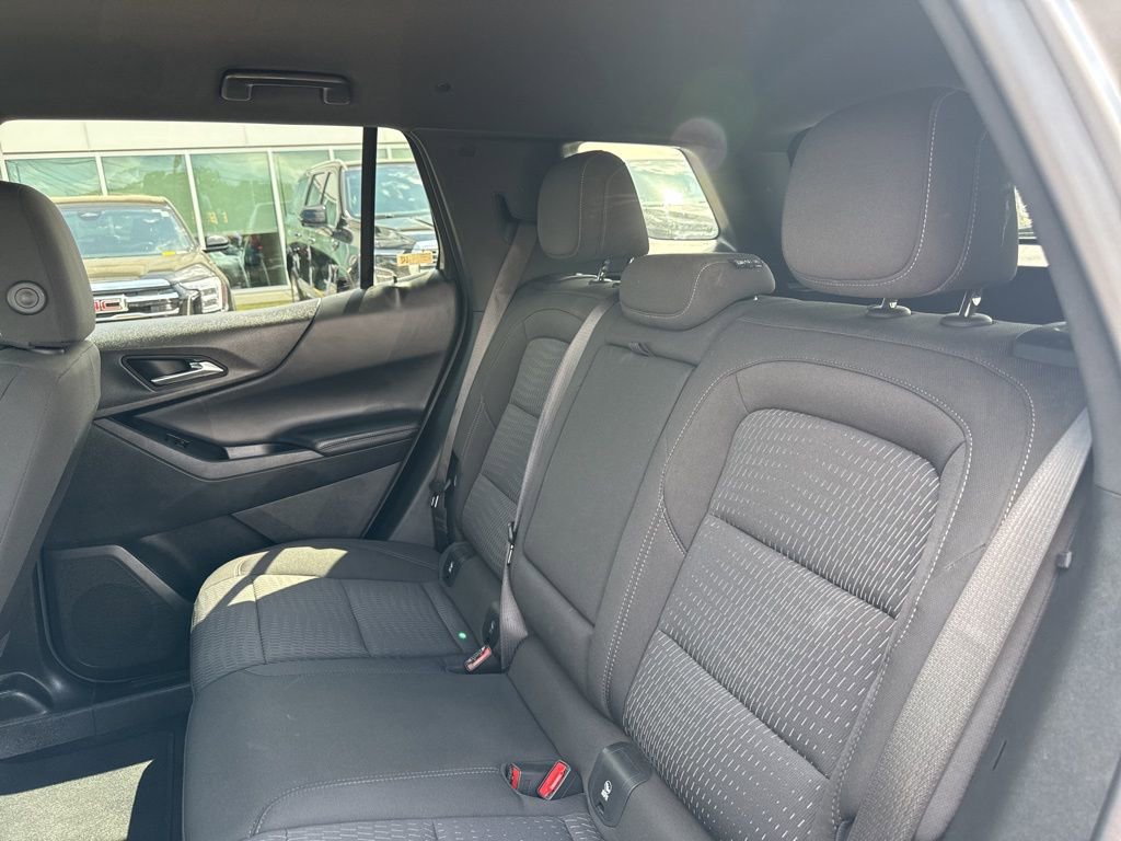 Used 2025 Chevrolet Equinox LT FWD image 25