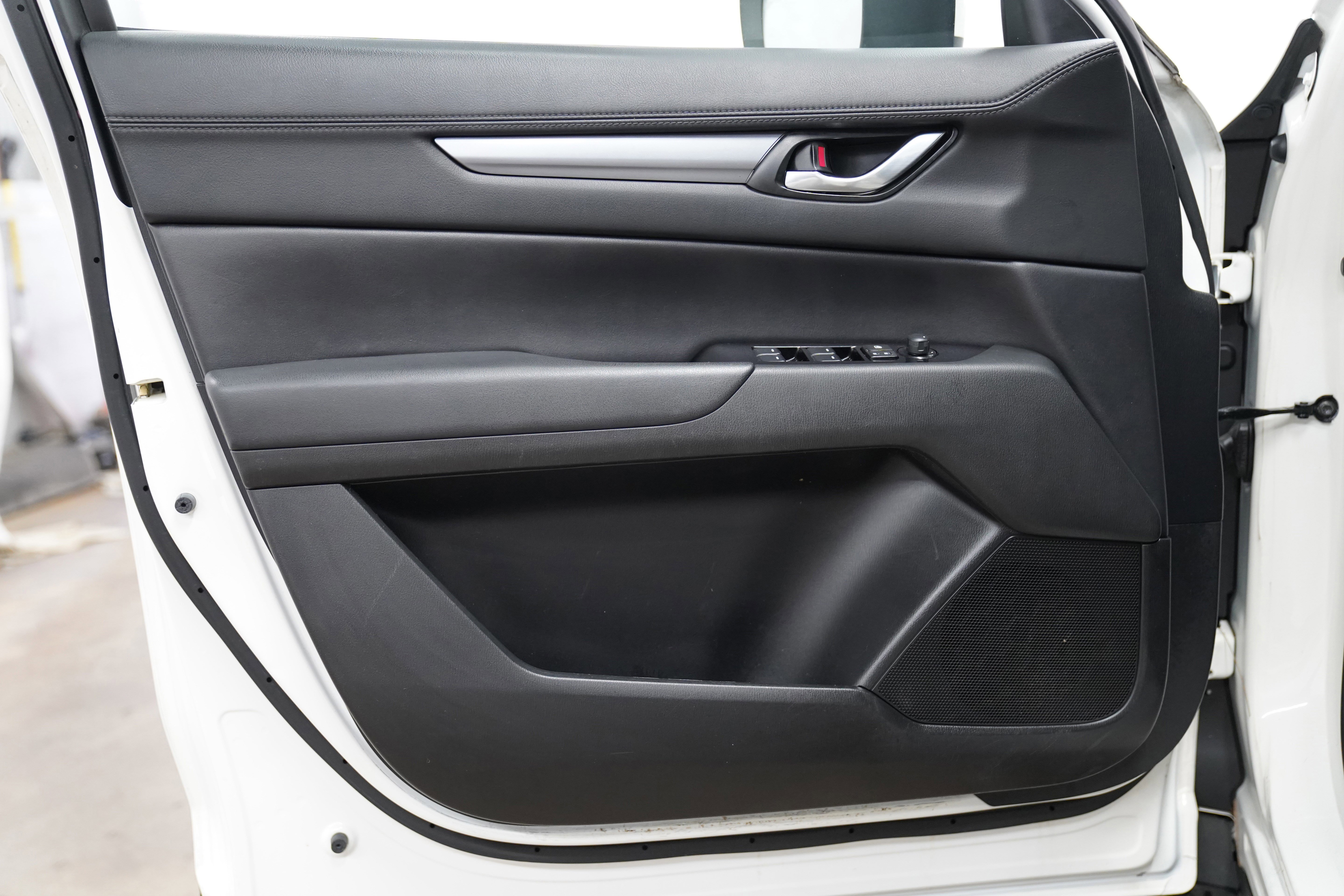 Used 2020 MAZDA CX-5 Touring FWD image 16