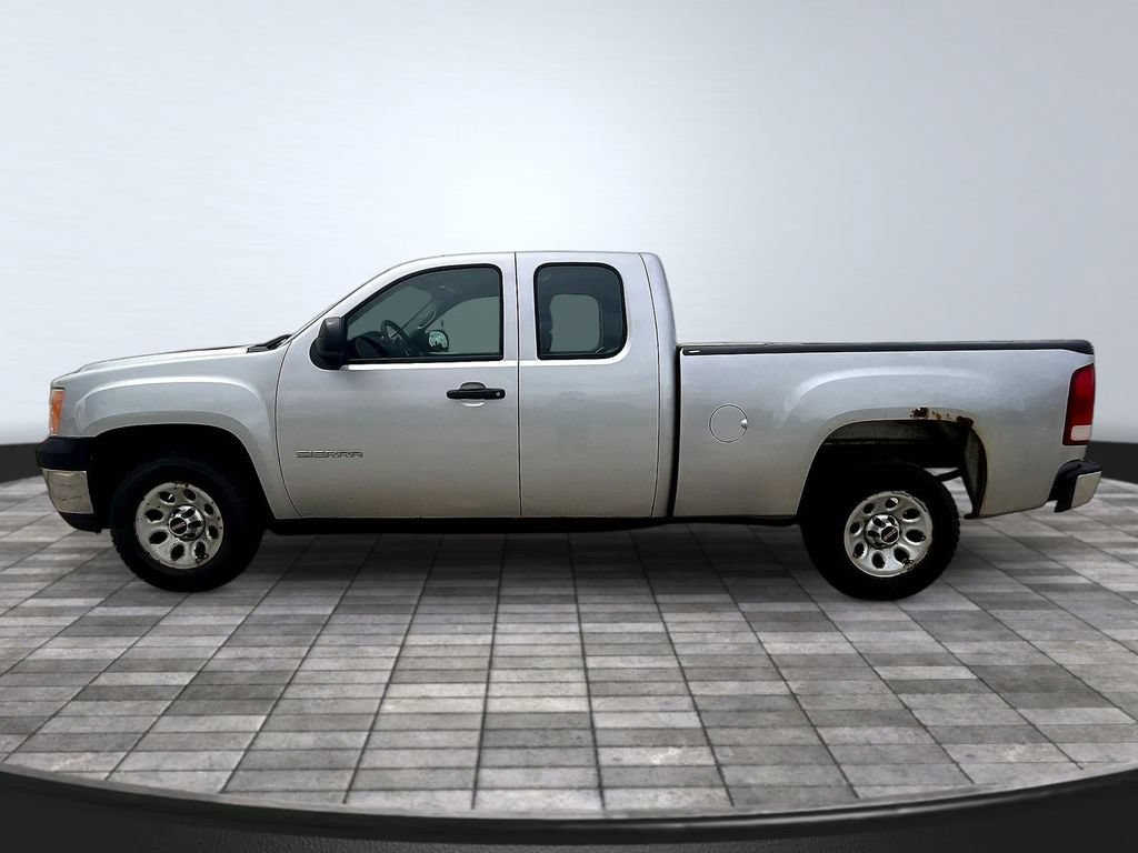 Used 2011 GMC Sierra 1500 W/T RWD image 4