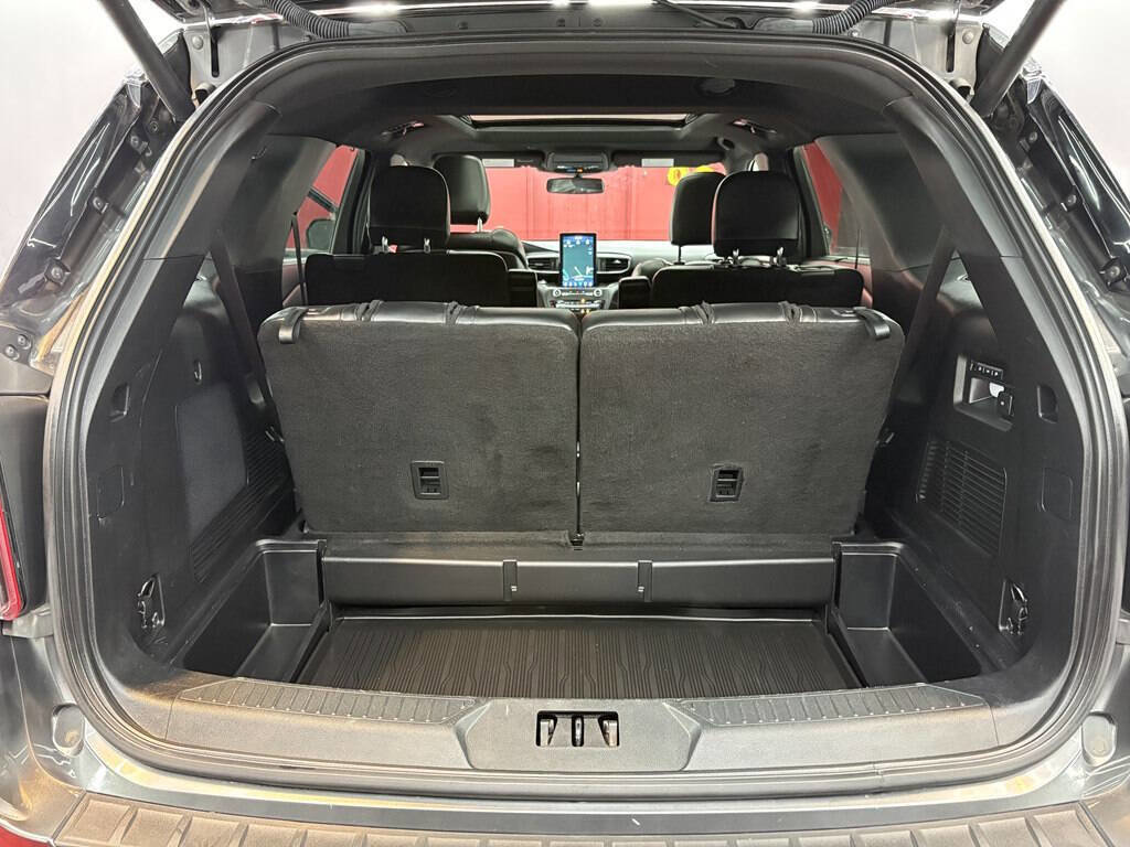 Used 2020 Ford Explorer ST w/ ST Street Pack image 33