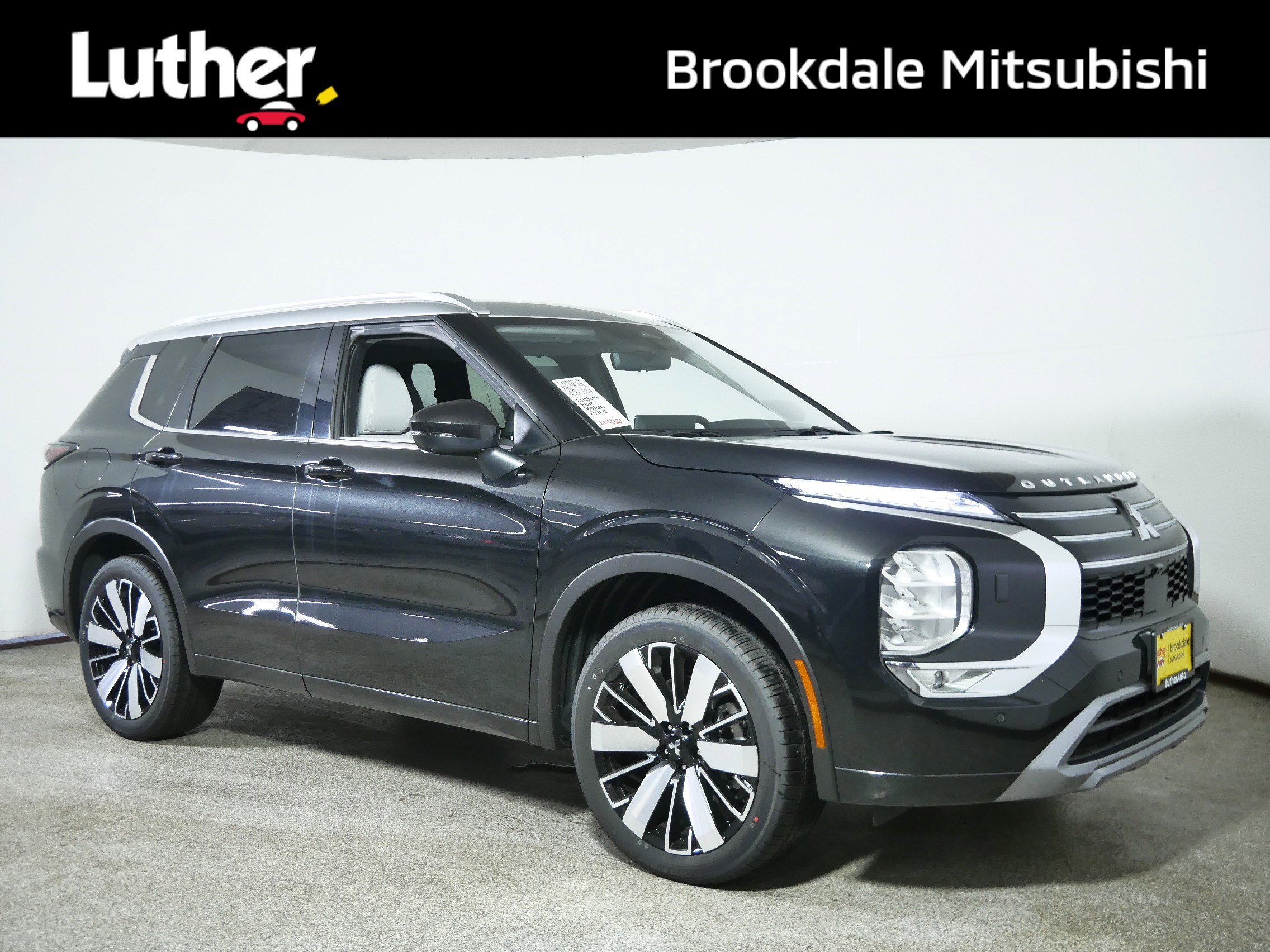 New 2025 Mitsubishi Outlander Platinum Edition