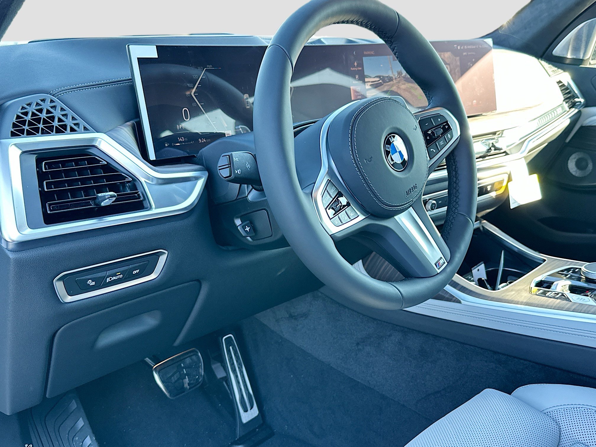 New 2026 BMW X7 xDrive40i w/ M Sport Package image 7