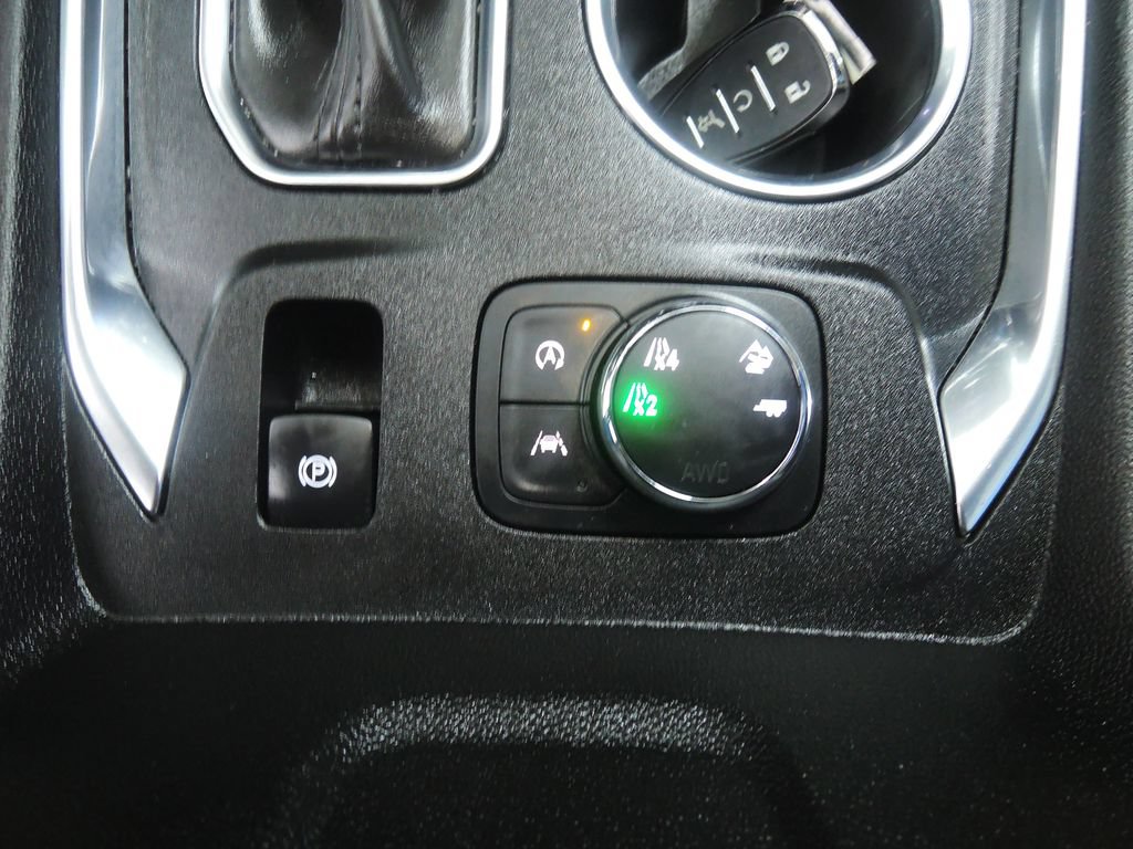 Used 2022 Chevrolet Traverse Premier AWD/4WD image 21