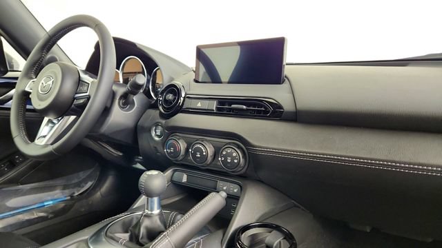 New 2026 MAZDA MX-5 Miata Club w/ Interior Package RWD image 24