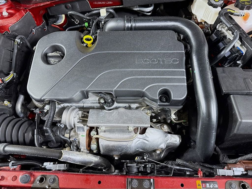 Used 2025 Chevrolet Malibu RS image 31