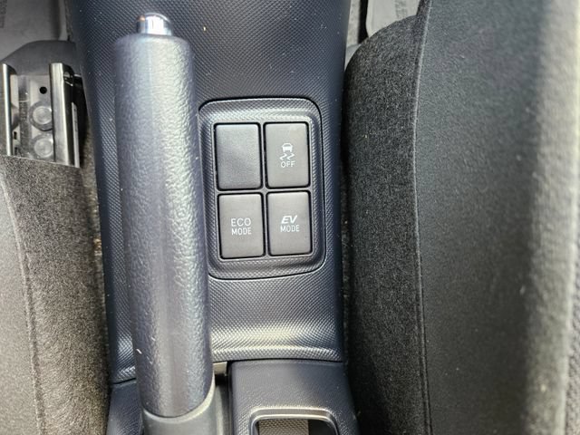 Used 2019 Toyota Prius C FWD image 25