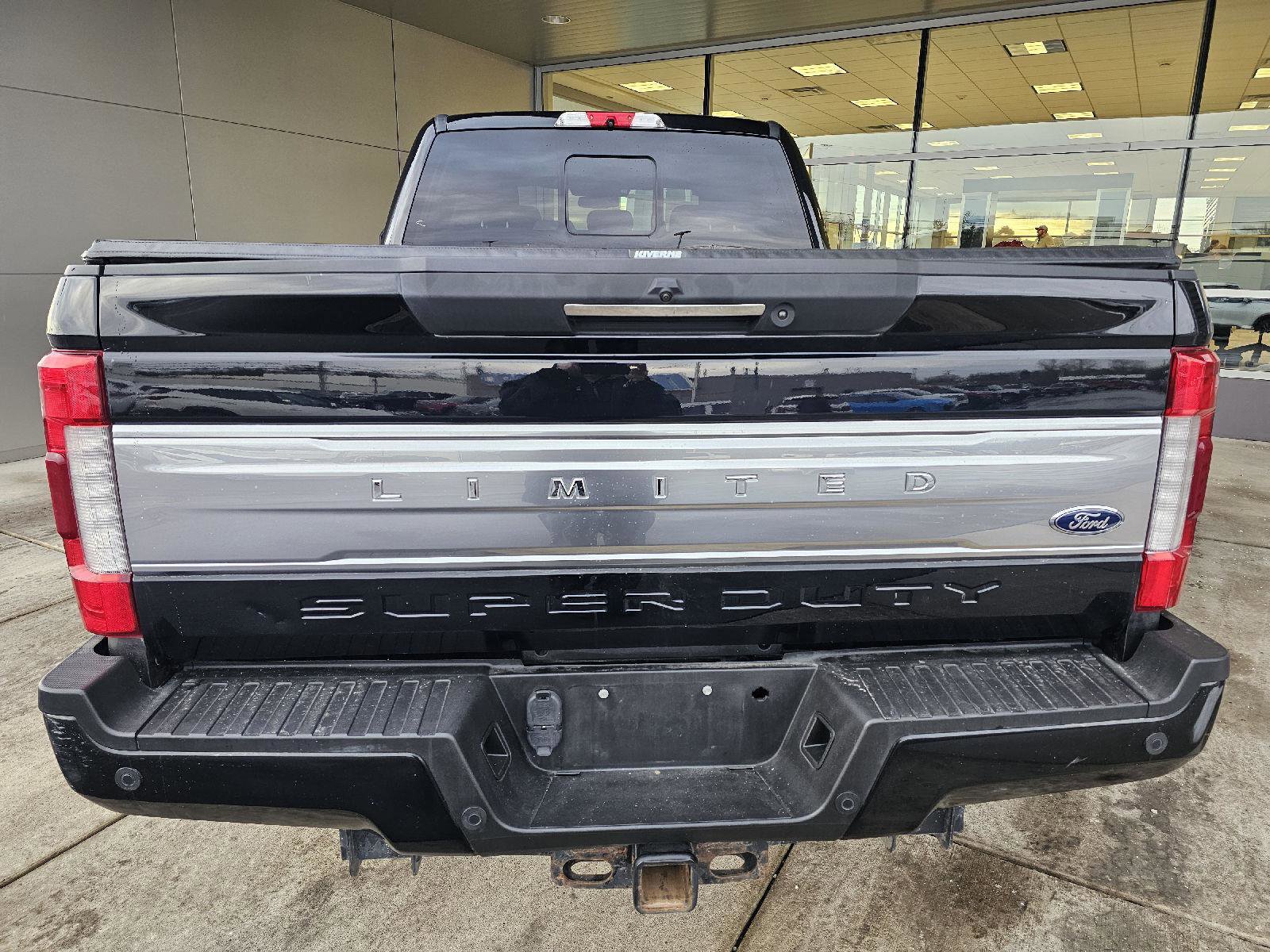 Used 2019 Ford F250 Limited image 4