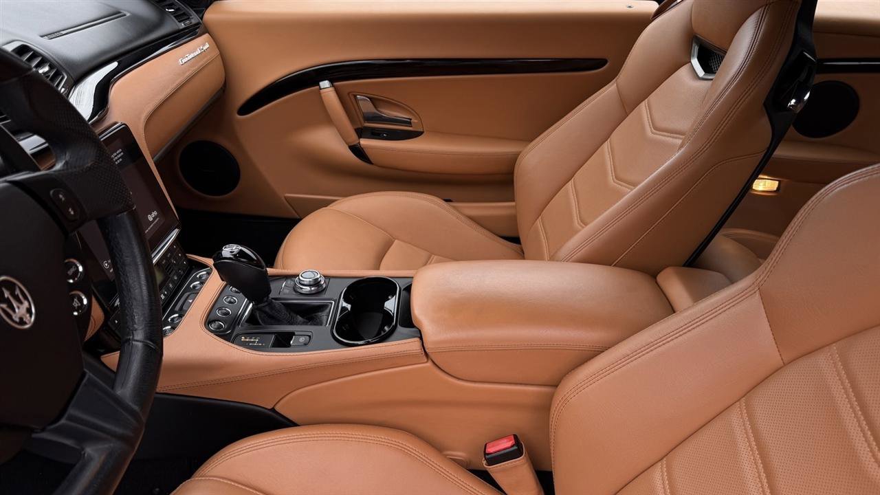 Used 2018 Maserati GranTurismo Sport image 19