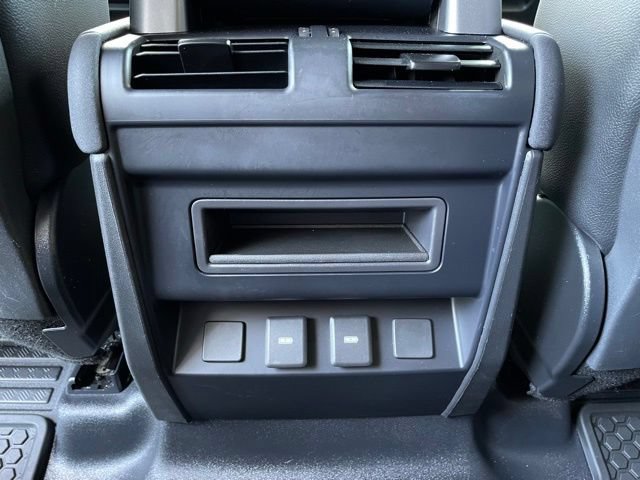 Used 2023 Land Rover Defender 110 SE AWD/4WD image 26