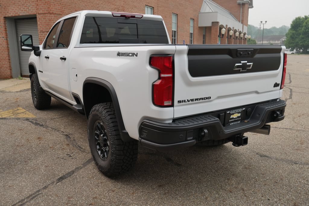 New 2026 Chevrolet Silverado 2500 ZR2 w/ ZR2 Bison Edition AWD/4WD image 10
