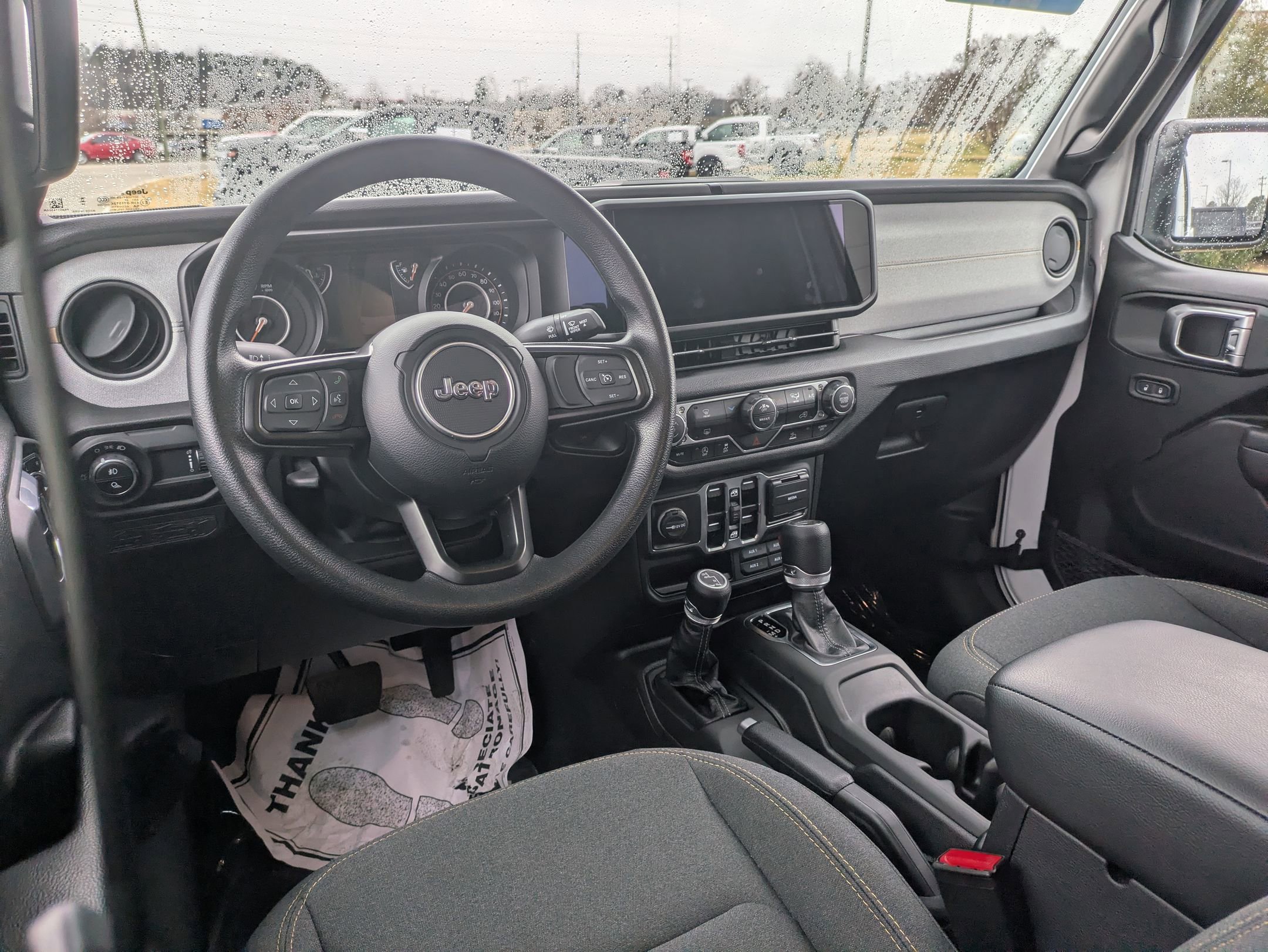 Used 2025 Jeep Gladiator Sport image 24