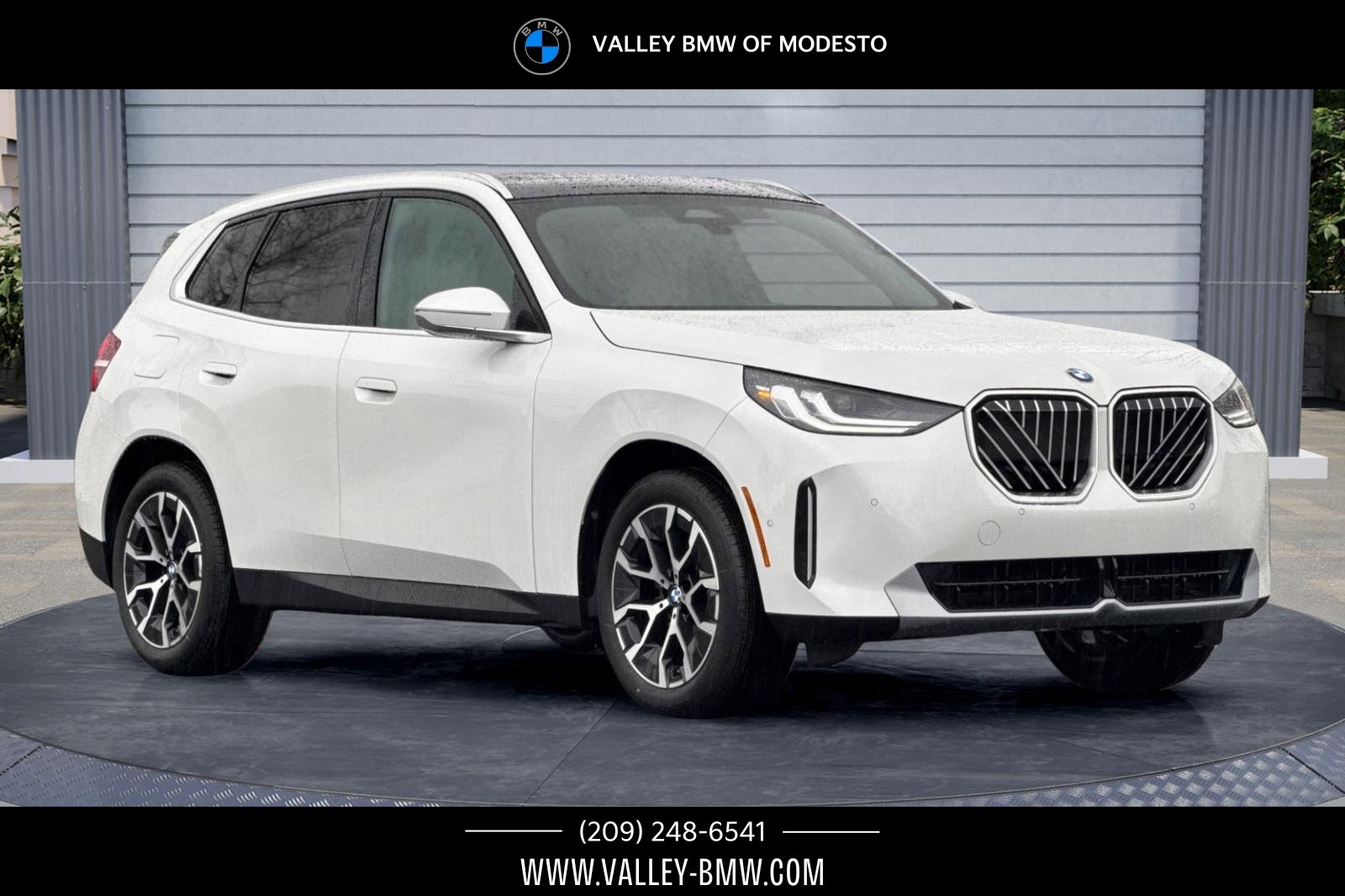 New 2026 BMW X3 xDrive30 w/ Convenience Package image 1