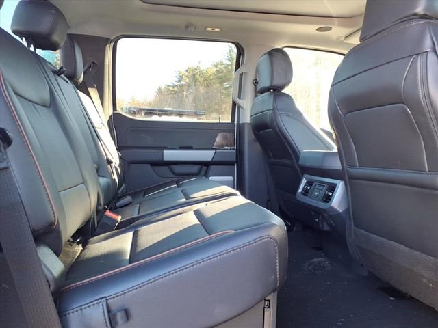 New 2026 Ford F250 Lariat w/ Black Appearance Package image 5