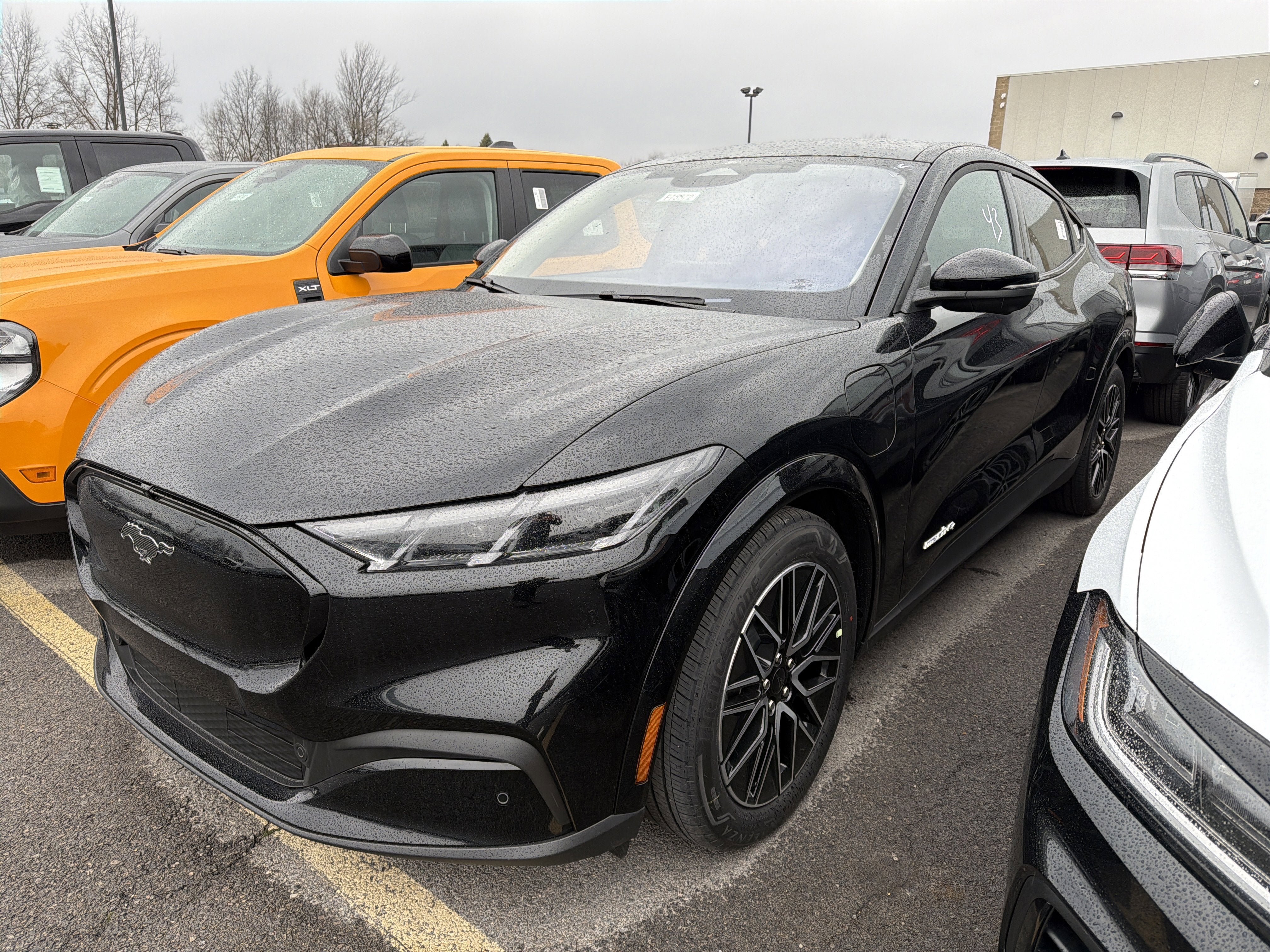 New 2025 Ford Mustang Mach-E Premium image 4