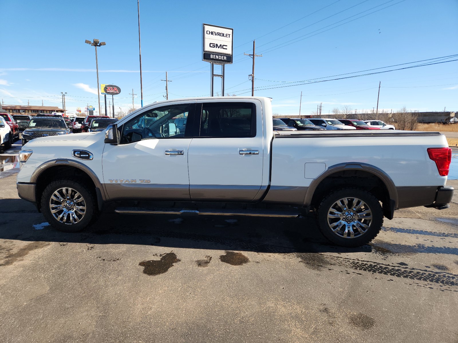 Used 2019 Nissan Titan Platinum Reserve w/ Platinum Utility Package image 2