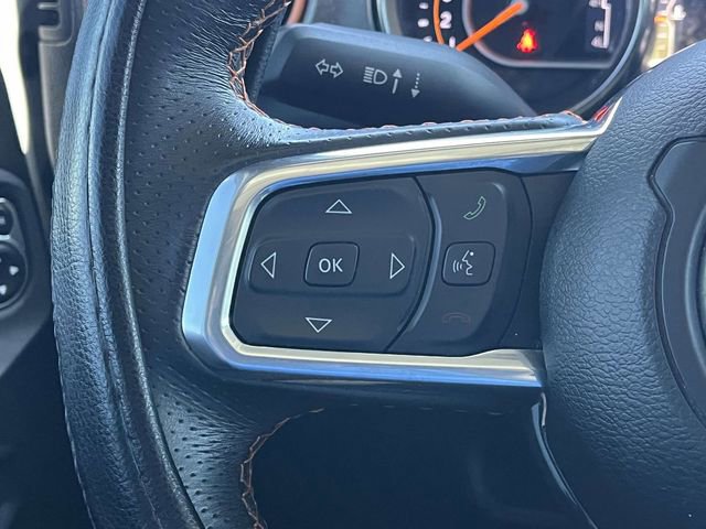 Used 2023 Jeep Gladiator Mojave AWD/4WD image 26