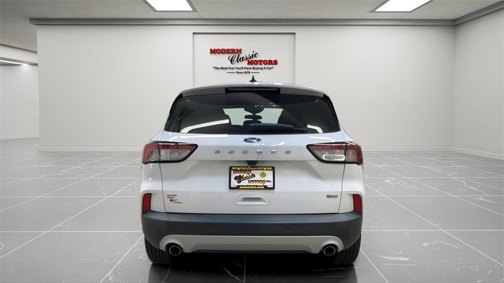 Used 2021 Ford Escape SE image 6