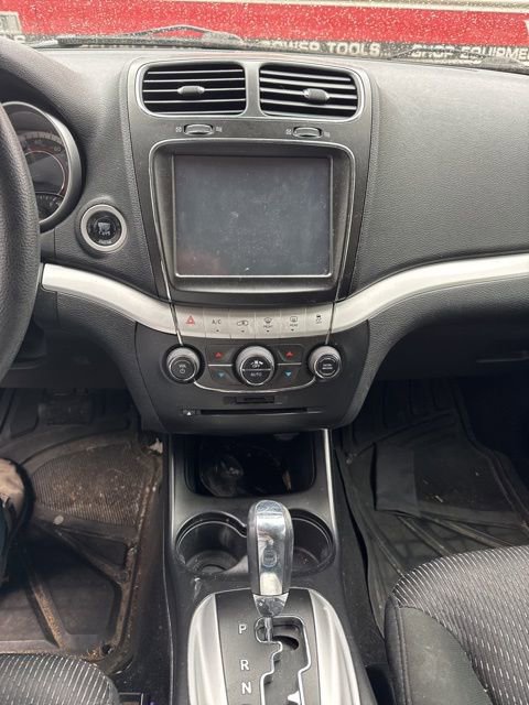 Used 2011 Dodge Journey Mainstreet w/ Safe & Sound Group AWD/4WD image 9