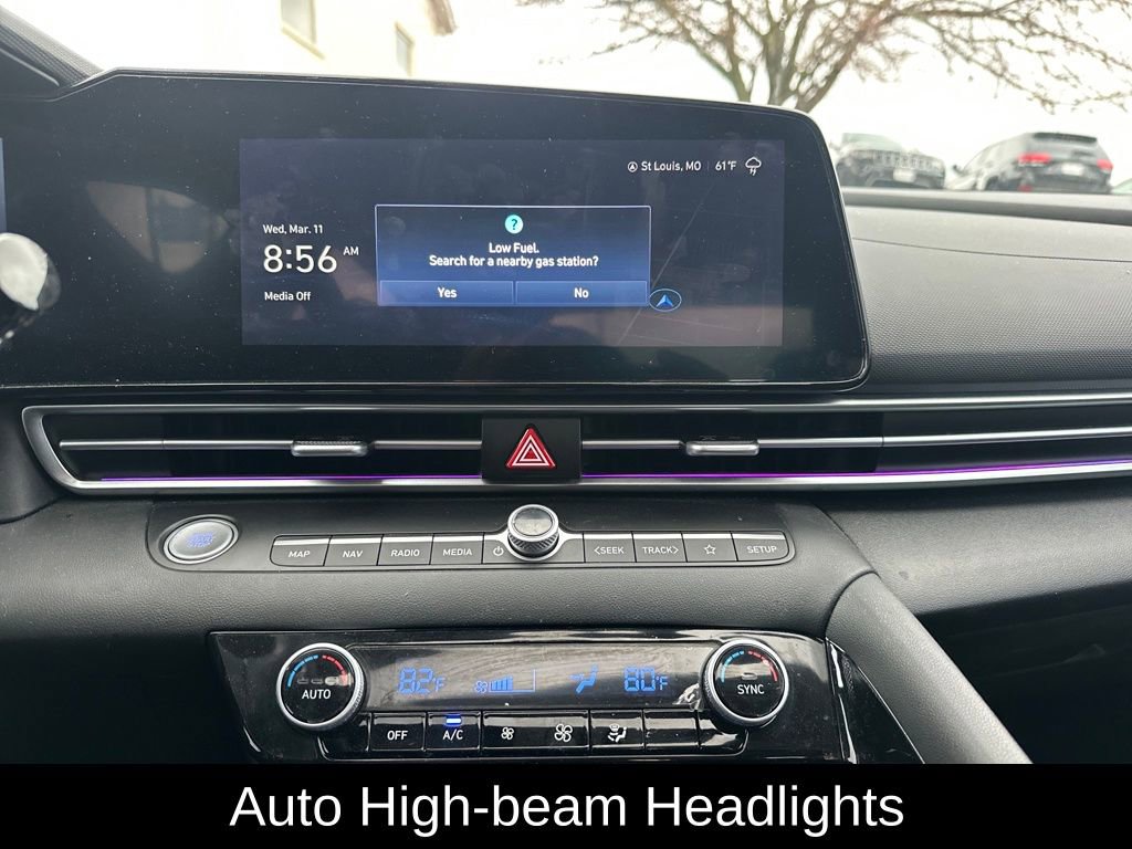 Used 2025 Hyundai Elantra Limited image 15