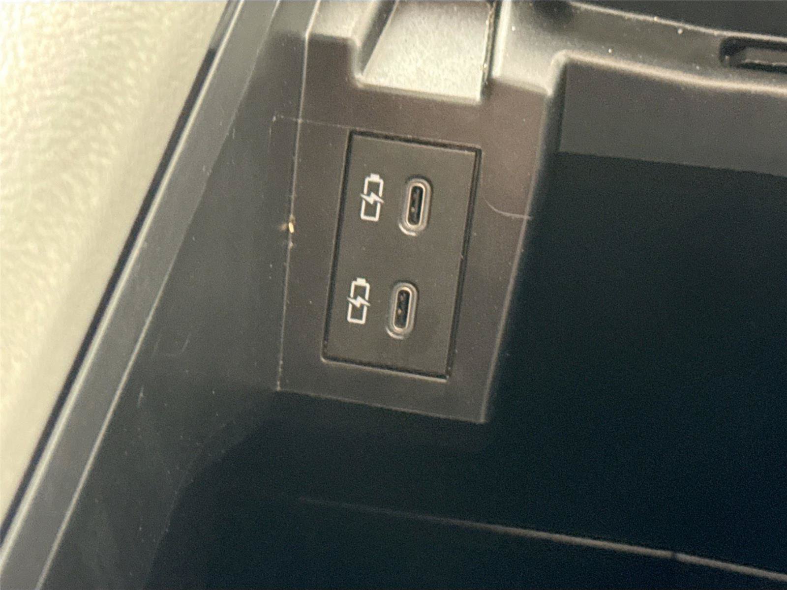 Certified 2026 Toyota Sienna XLE FWD image 36