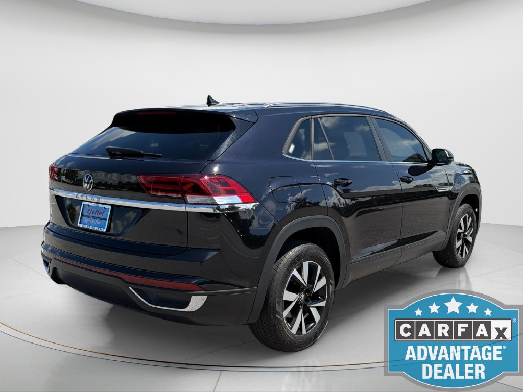 Used 2023 Volkswagen Atlas Cross Sport SE FWD image 5