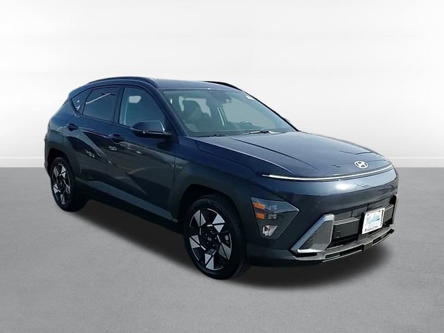 Used 2025 Hyundai Kona SEL image 3