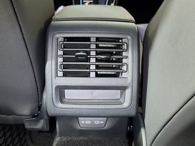 Used 2025 Volkswagen GTI SE FWD image 25