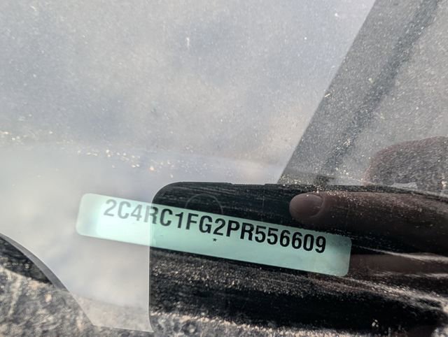 Used 2023 Chrysler Pacifica Touring image 31