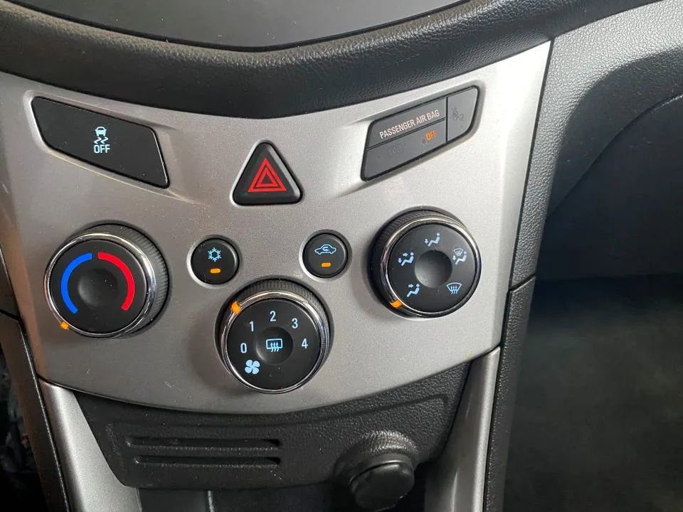 Used 2015 Chevrolet Trax LT w/ LPO, Protection Package image 21