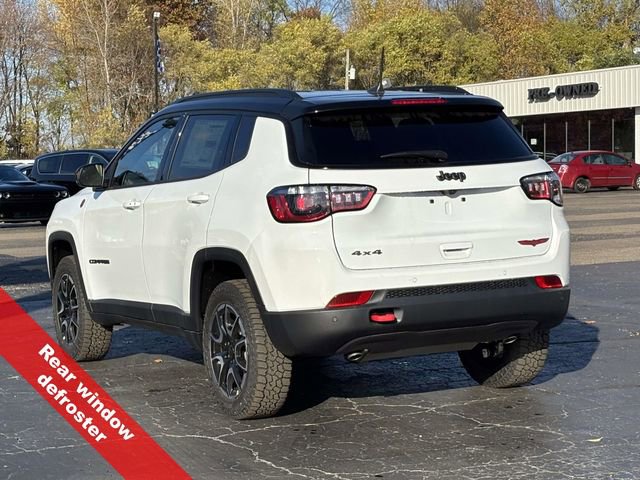 New 2026 Jeep Compass Trailhawk image 9