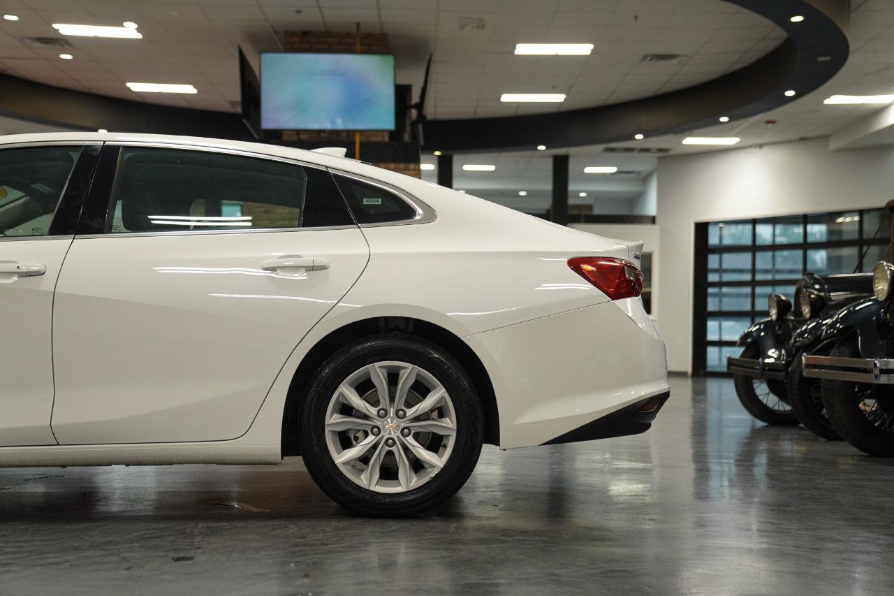 Used 2023 Chevrolet Malibu LT FWD image 8